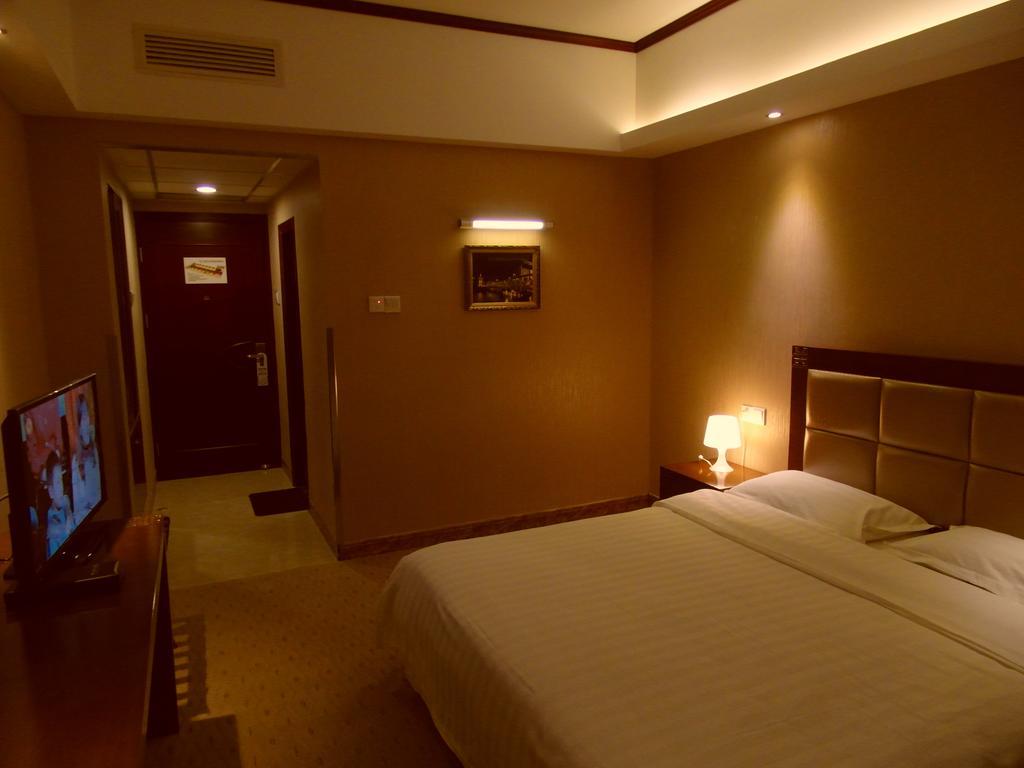 Tianjin Jinma Hotel Zimmer foto